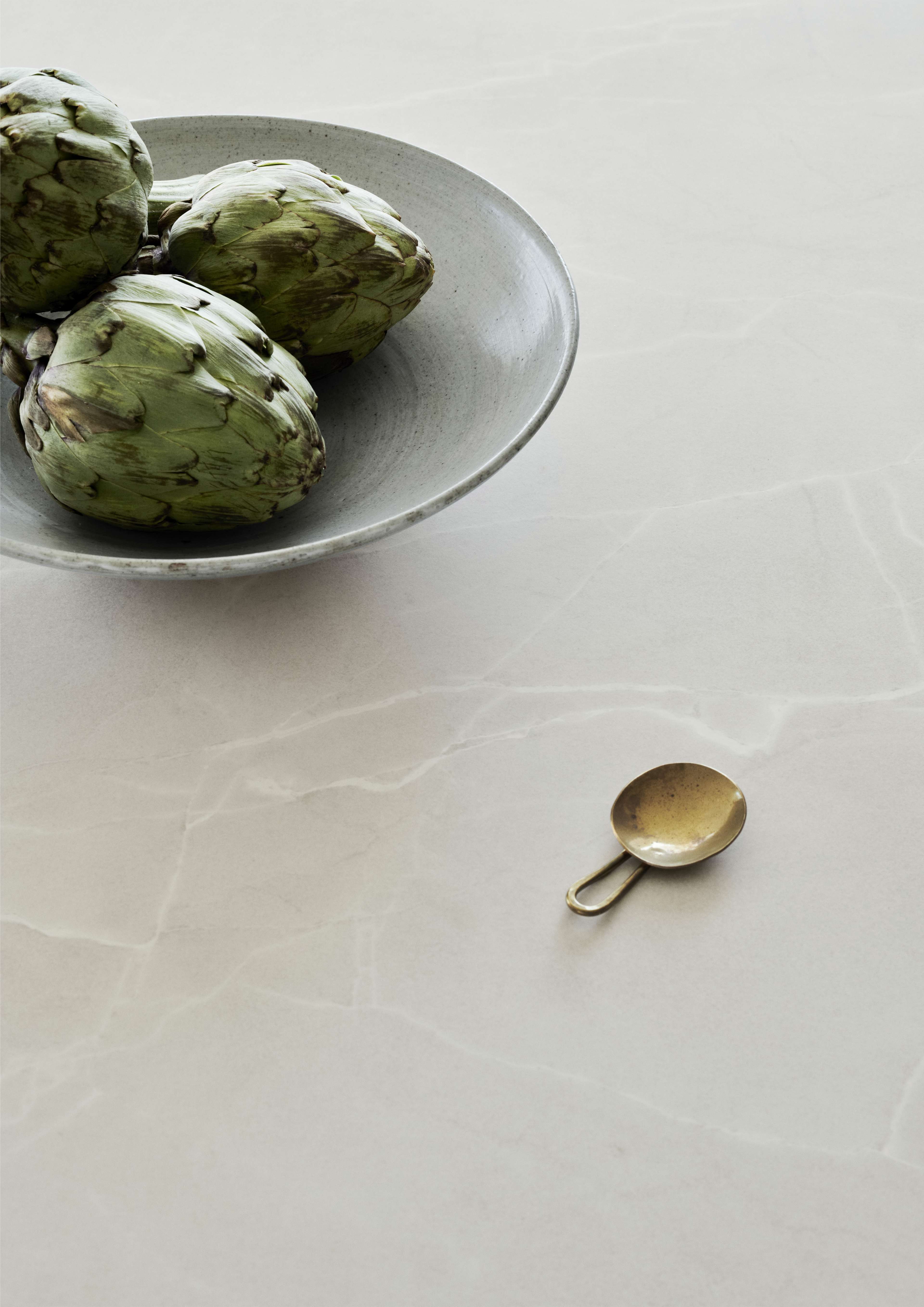 Marble looking worktop and a fruit plate